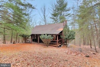 562 Deer Lick Ln, Warfordsburg, PA 17267 - photo 6