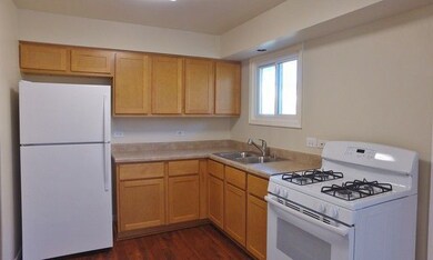 1245 S Elmwood Ave, Waukegan, IL 60085 - photo 6