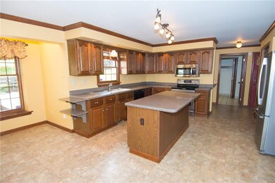 1207 Airedale Drive Kitchen