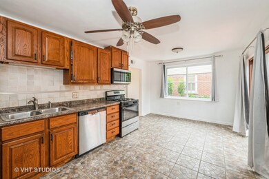 912 Gardner Rd, Westchester, IL 60154 - photo 4