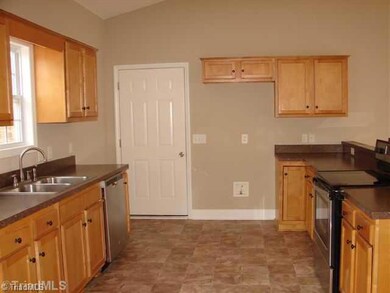 1143 Old Mill Ford Trail, Asheboro, NC 27205 - photo 7