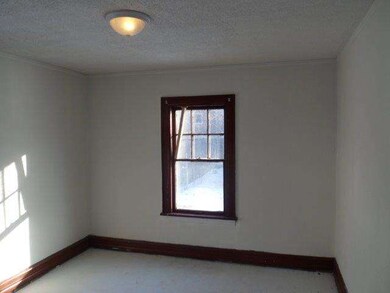 513 N County St, Waukegan, IL 60085 - photo 6