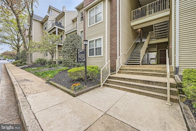 2322 Falls Gable Ln unit A, Baltimore, MD 21209 - photo 2