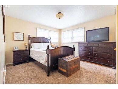 909 14th St, La Grande, OR 97850 - photo 5