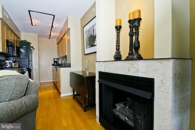 1520 16th St NW unit 401, Washington, DC 20036 - photo 5