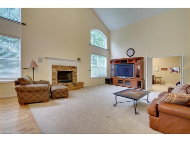 1095 W Parkway Blvd, Aurora, OH 44202 - photo 5