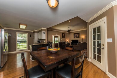Dining Area 1
