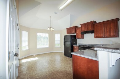2301 Paula Cir-7