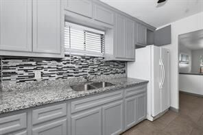 4203 Hirsch Rd unit 13, Houston, TX 77026 - photo 4