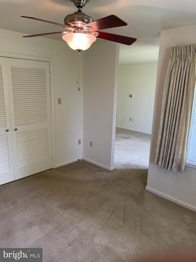 1006 Brinker Dr unit 102, Hagerstown, MD 21740 - photo 7