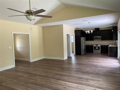 146 Mayfair Dr, Crawfordville, FL 32327 - photo 6