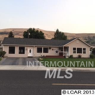 1108 1st St, Asotin, WA 99402 - photo 2