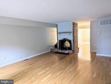 69 Providence Ave, Doylestown, PA 18901 - photo 3