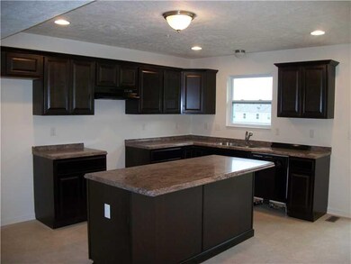 Kitchen. Upgraded Cabinets-Twilight