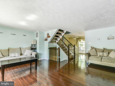 9623 Quarry Bridge Ct, Columbia, MD 21046 - photo 3