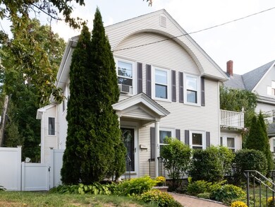 32 Hillcrest St, West Roxbury, MA 02132 - photo 2