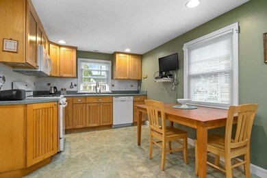 176 Evans St, North Weymouth, MA 02191 - photo 5