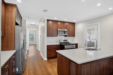 6052 Winton St, Dallas, TX 75206 - photo 4