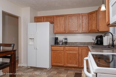 2850 N Hickory Kori Shook 3