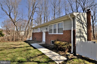 6215 Wolverton Ln, Clinton, MD 20735 - photo 2