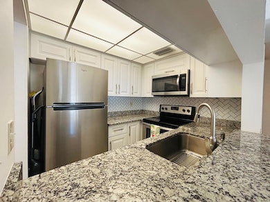 7106 Golf Colony Ct unit 1040, Lake Worth, FL 33467 - photo 6