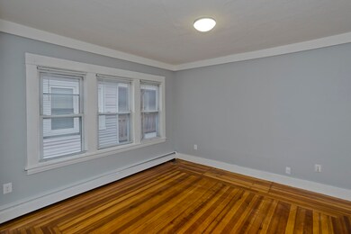 298 Oakland St, Springfield, MA 01108 - photo 5