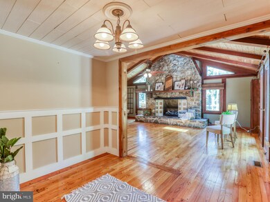 1742 Old Oak Ln, Front Royal, VA 22630 - photo 6