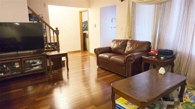 81-48 192nd St, Jamaica, NY 11423 - photo 4