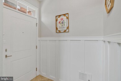 23286 Southdown Manor Terrace unit 118, Ashburn, VA 20148 - photo 6