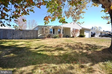22 Disk Ln, Levittown, PA 19055 - photo 3