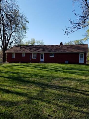 12528 W 61st St, Shawnee, KS 66216 - photo 2
