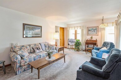 2419 Tomlin Ln, Des Moines, IA 50317 - photo 5