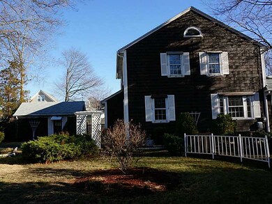 677 Narragansett Pkwy, Warwick, RI 02888 - photo 4