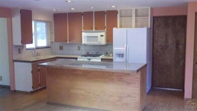 20419 Rae Rd, Bend, OR 97702 - photo 7