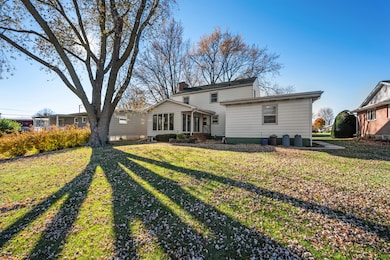 unlisted-address, Sycamore, IL 60178 - photo 5