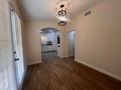 605 E 9th St, Del Rio, TX 78840 - photo 6