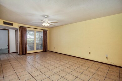 10841 W Santa fe Dr, Sun City, AZ 85351 - photo 4