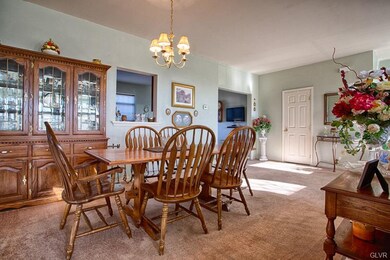 2061 Huntington Ln, Easton, PA 18040 - photo 3