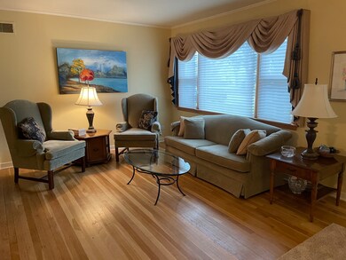 565 S Colfax Ave, Elmhurst, IL 60126 - photo 6