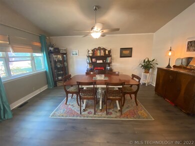 Huge Dining Room with Expansive Vaulted Ceilings a