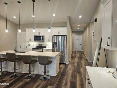 2502 34th Ave SE, Mandan, ND 58554 - photo 3