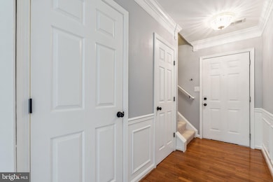 21830 Elkins Terrace unit 302, Sterling, VA 20166 - photo 6