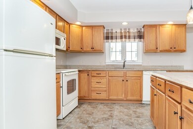 53 Baldwin Rd unit 403, Billerica, MA 01821 - photo 7