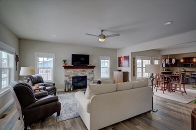 6290 Stone Gate Dr, Fitchburg, WI 53719 - photo 6