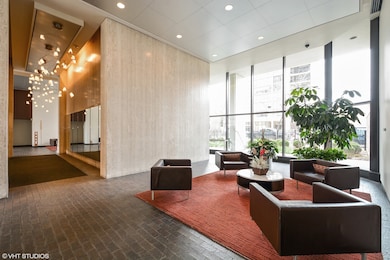 unlisted-address, Chicago, IL 60610 - photo 2