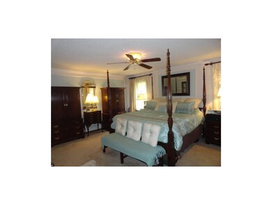 Master Bedroom 13x17