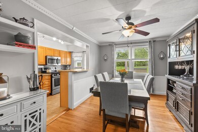 1842 Trenleigh Rd, Parkville, MD 21234 - photo 7