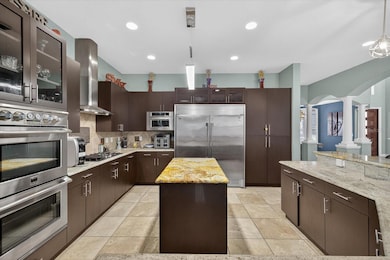 2555 Bryan Ln, Tarpon Springs, FL 34688 - photo 2