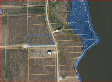 71 Bay Dr, Palacios, TX 77465 - photo 2