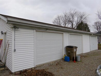 Three Car Detached Garage